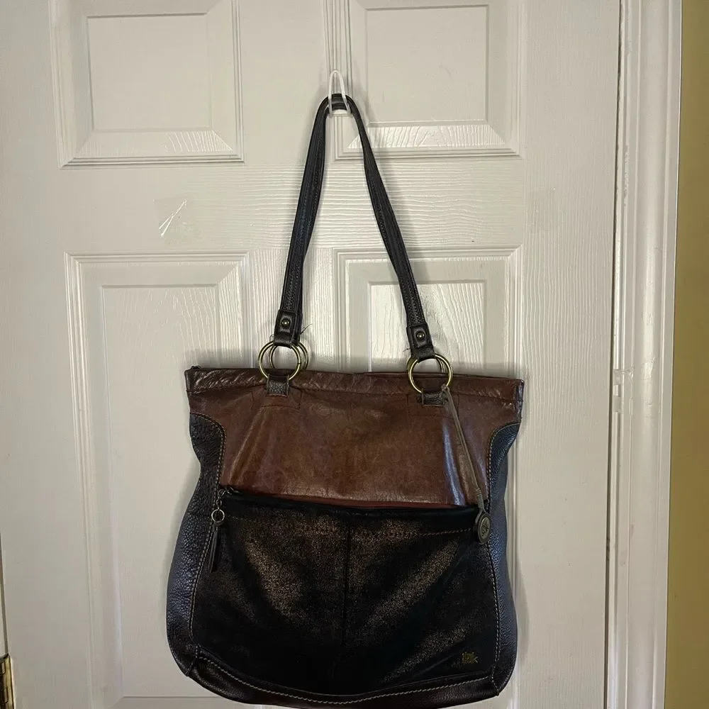 The Sak sak leather